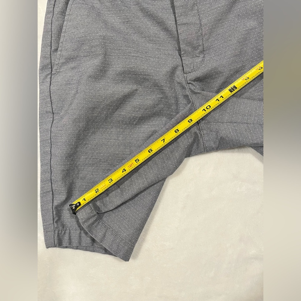 Marc Anthony Slim Fit Stretch Waist Gray Micro-Dot Chino Shorts - 32 - Picture 6 of 7